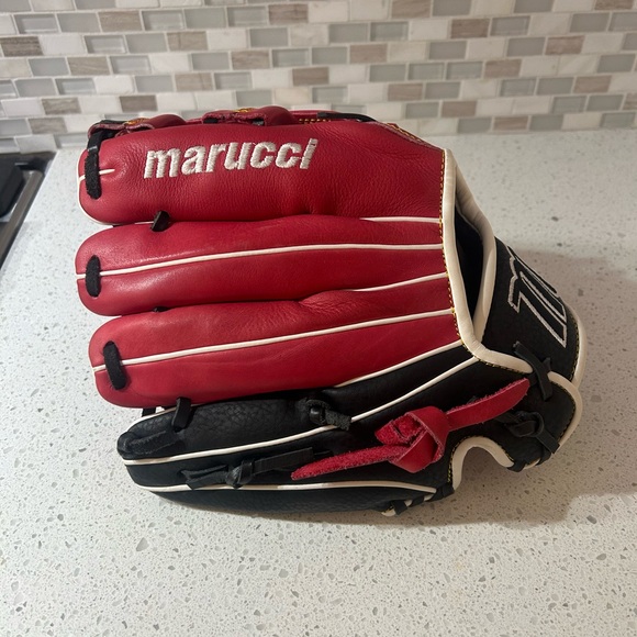 MARUCCI CADDO SERIES S TYPE 11" YOUTH INFIELD BASEBALL GLOVE, MFG2CD1150 - Picture 3 of 4